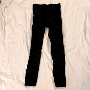 Camo spanx leggings